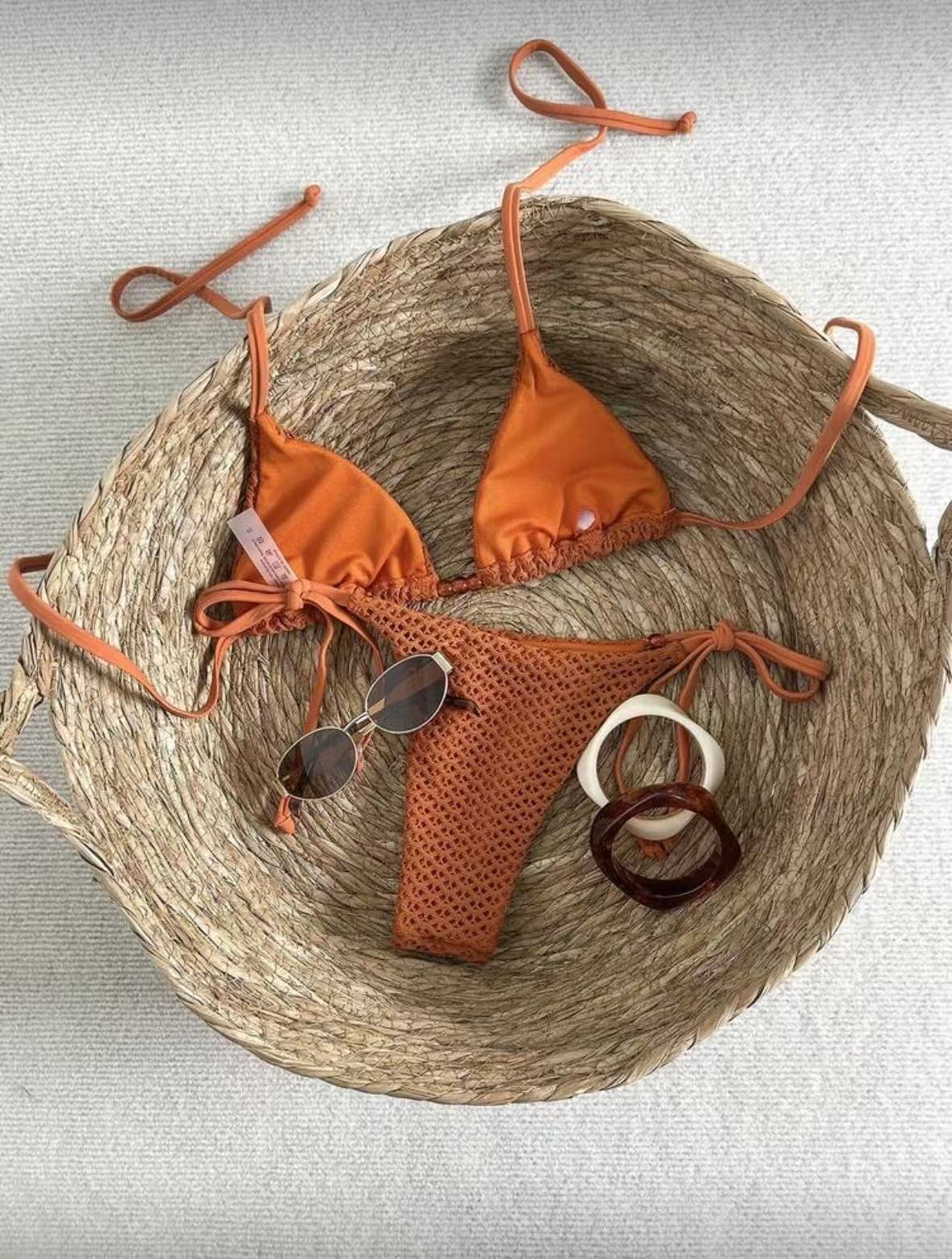 Costume da bagno bikini a due pezzi da donna con allacciatura al collo, imbottito, ideale per le vacanze al mare.