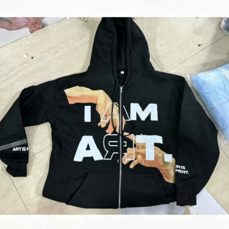 Giacca pullover con cappuccio e cerniera