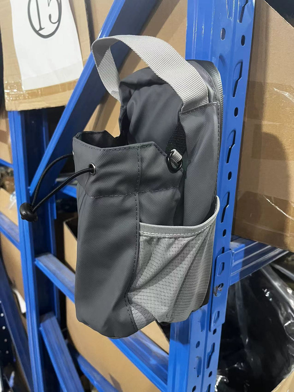 Borsa magnetica per bottiglia d'acqua fitness