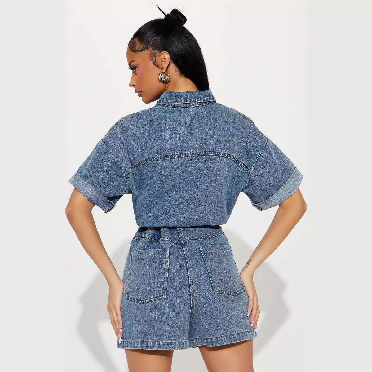 Tuta intera da donna in denim con vita elasticizzata