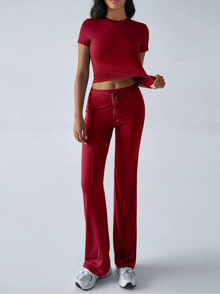 Completo da donna casual con pantaloni a maniche corte