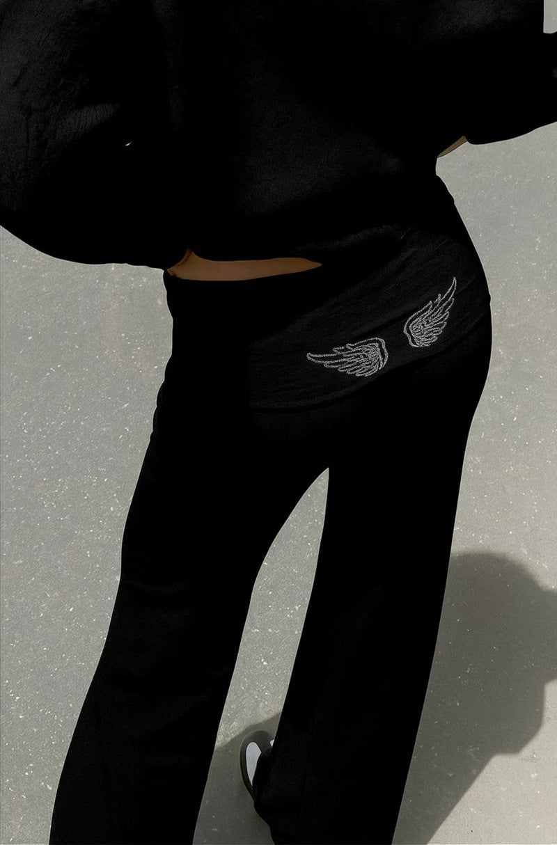 Felpa con cappuccio e pantaloni casual con paillettes e ali in stile dolce e piccante