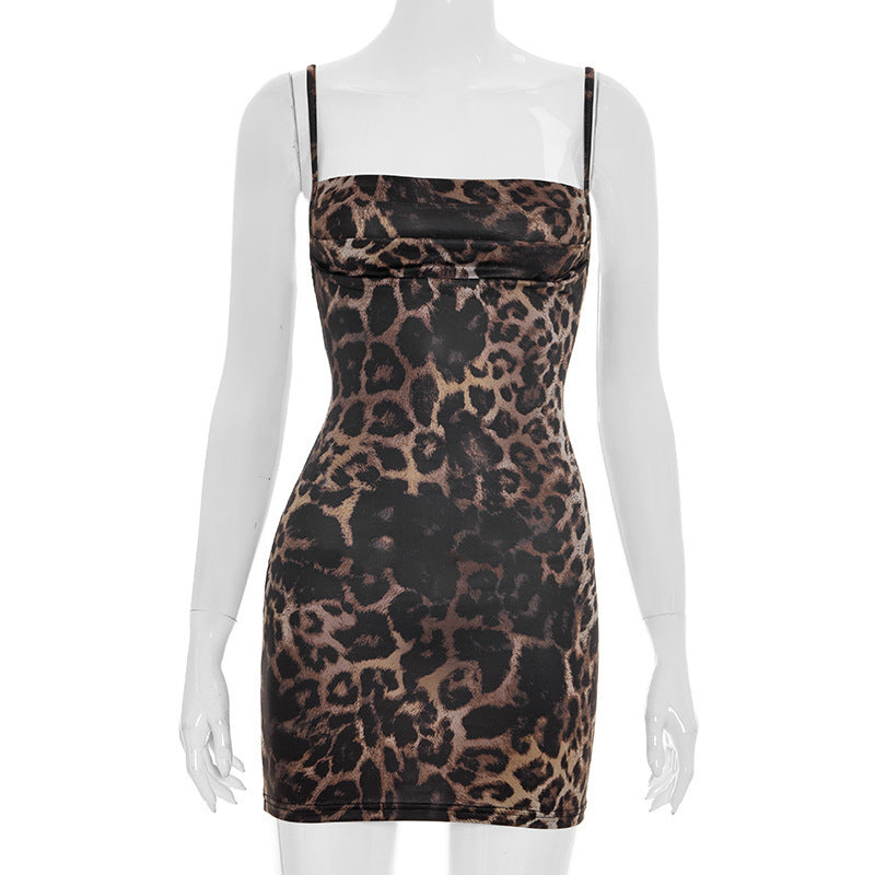 Abito da donna con spalline sottili e stampa leopardata